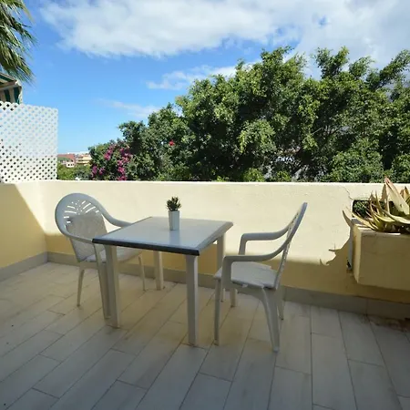 Studio In Mareverde דירה *